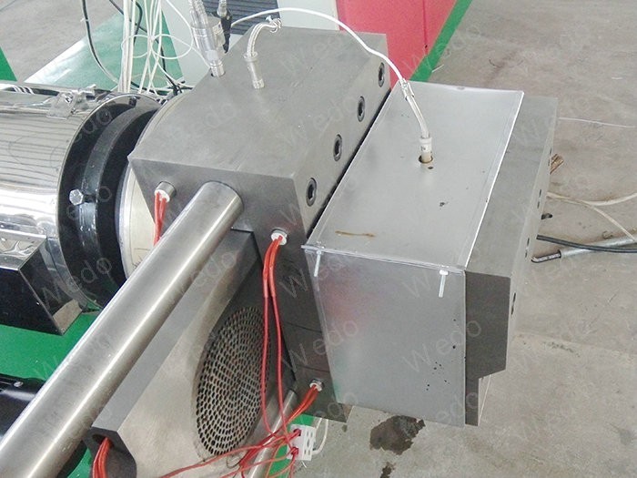 Maschine zur Herstellung von HDPE-Kunststoffpellets