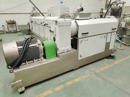 HDPEplasticpelletsmaking machine (5)