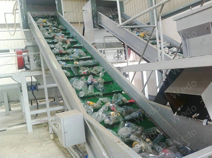 PET plastic bottle recycling machine